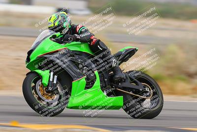 media/Sep-10-2023-SoCal Trackdays (Sun) [[6b4faecef6]]/Turn 14 (820am)/